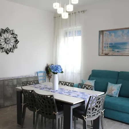 Nanny S House * Torre Canne
